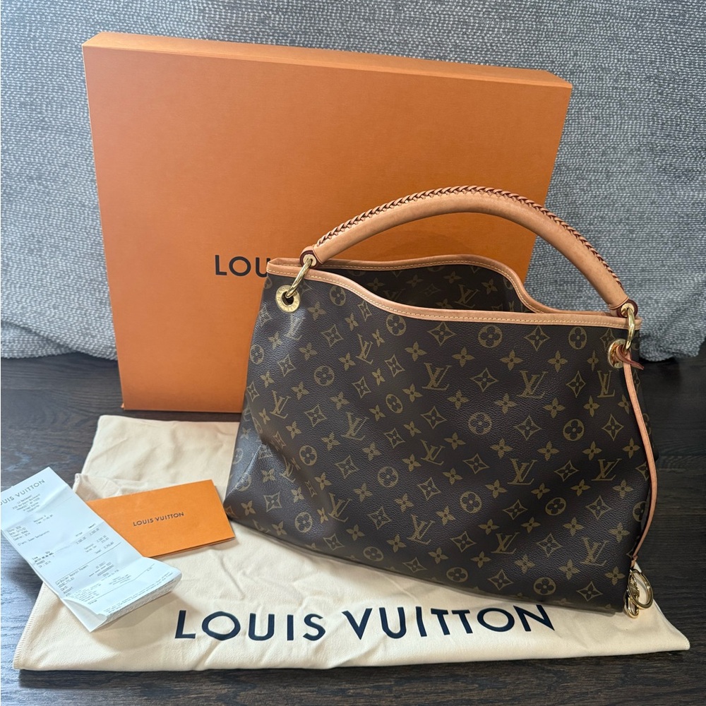 Louis Vuitton Artsy